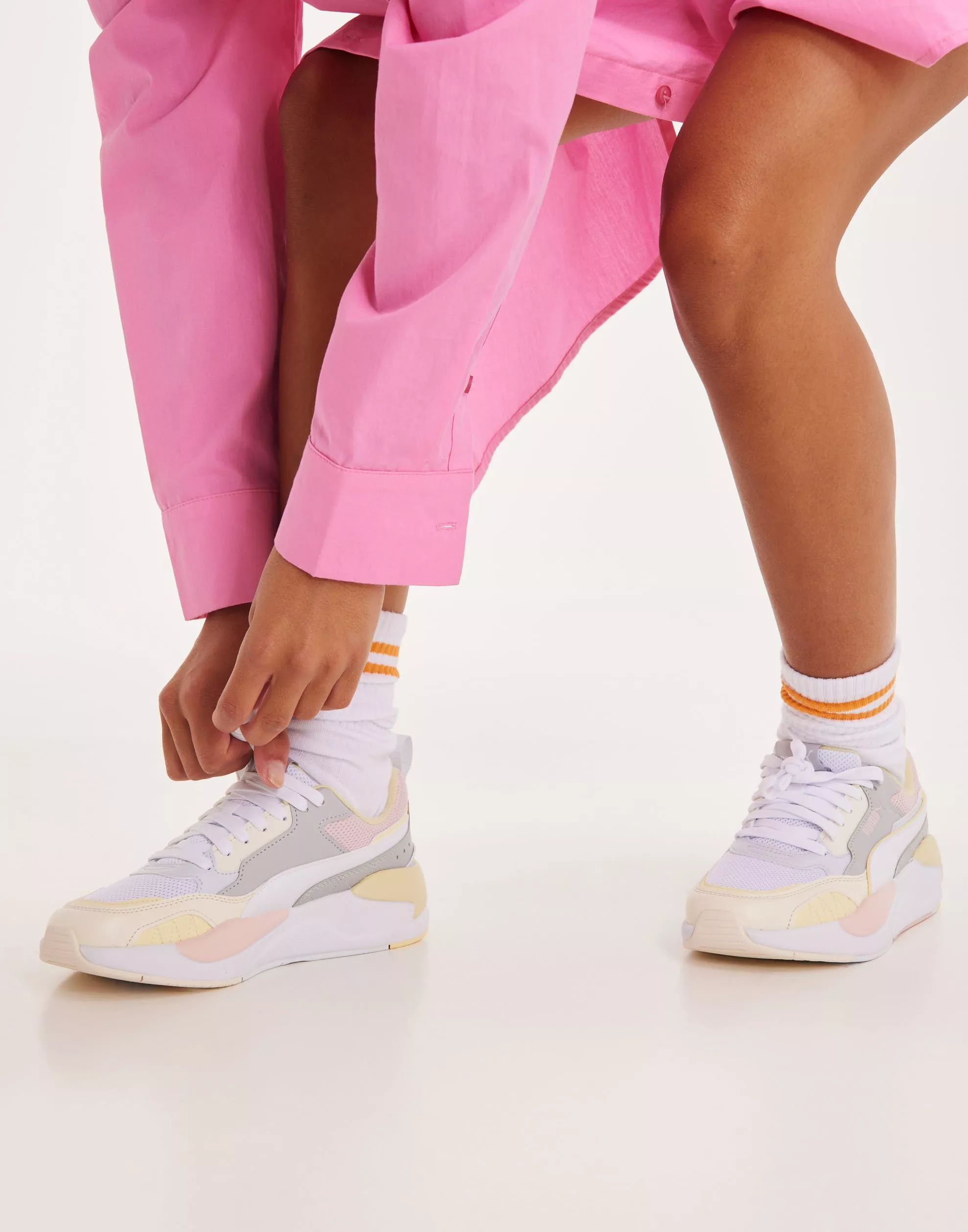 Puma x ray 2 best sale square rosa