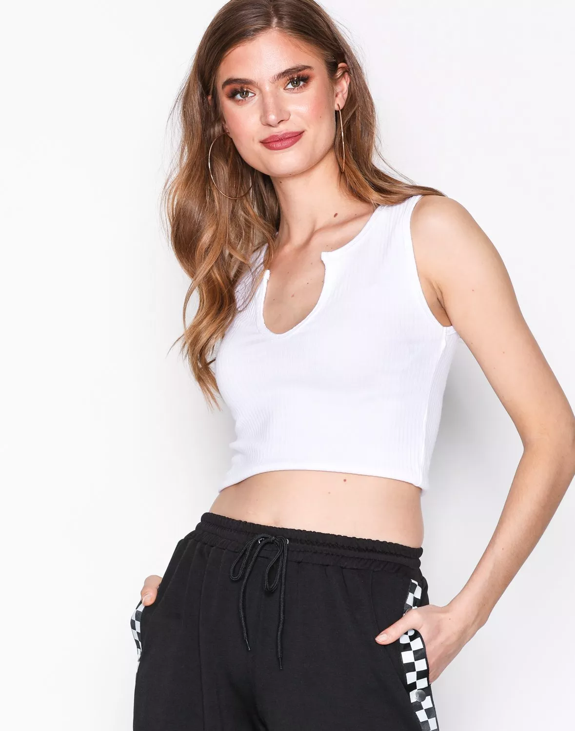 Missguided basic ribbed sleeveless crop top in white