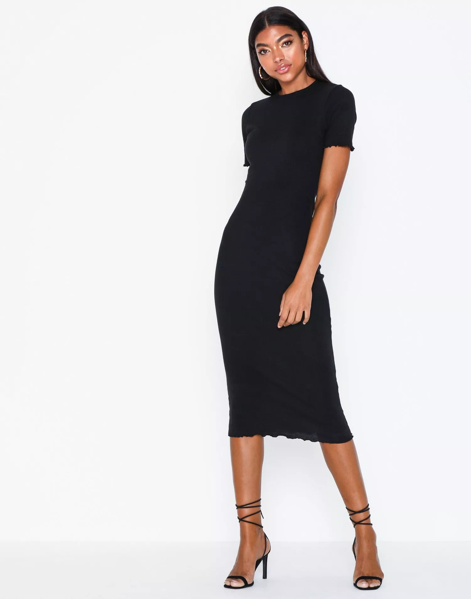 Missguided black short store sleeve midi dress