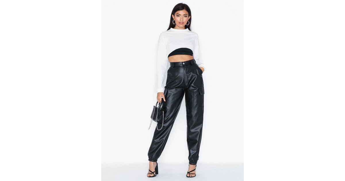 Missguided cargo trousers in black