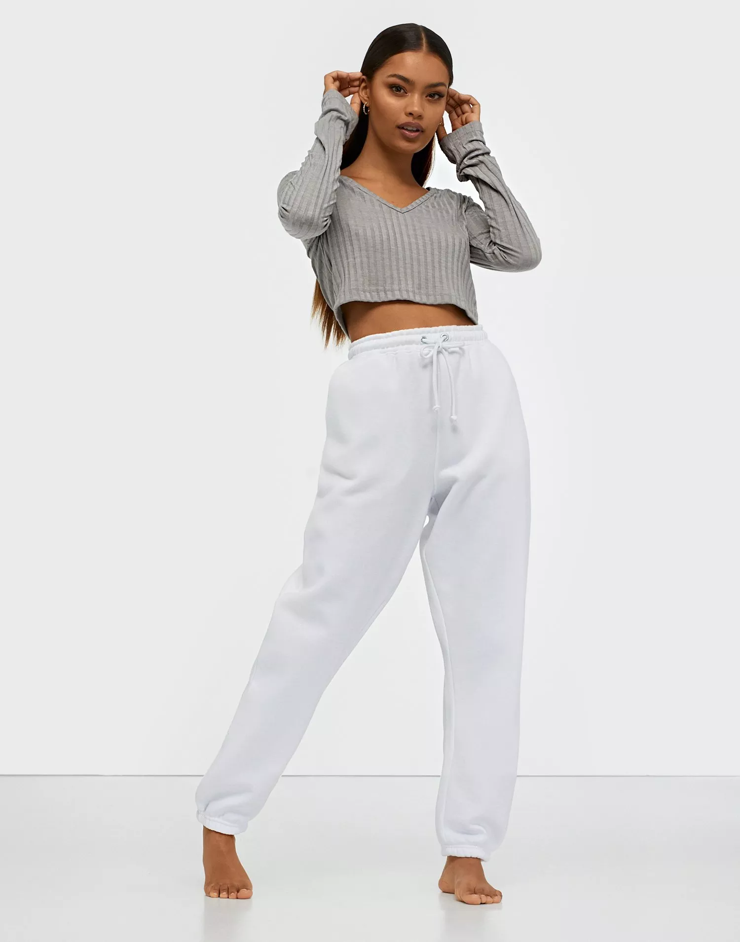 Missguided Petite oversized 90s sweatpants in gray