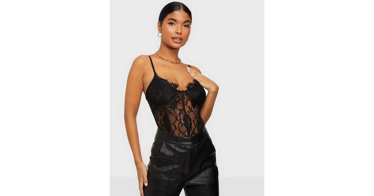 Petite Black Strappy Lace Cupped Bodysuit, Black from Missguided on 21  Buttons