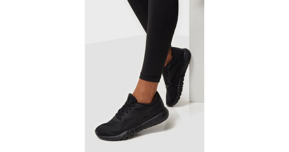 Reebok store flexagon black