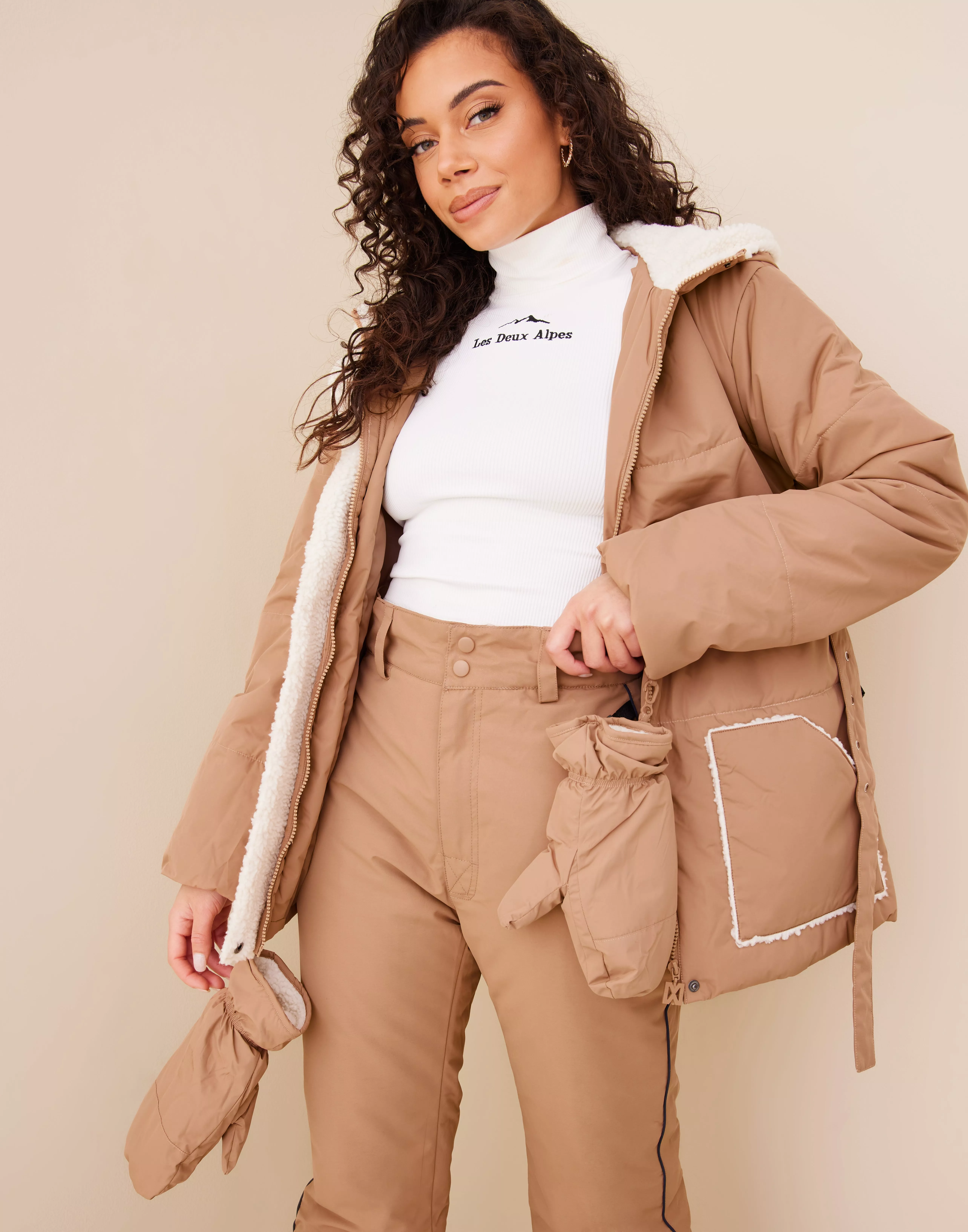 Buy Missguided BORG LINED PUFFER JACKET WITH MITTENS - Camel