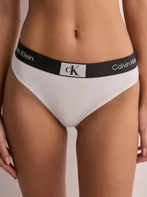 Buy Calvin Klein Underwear UNLINED TRIANGLE - White