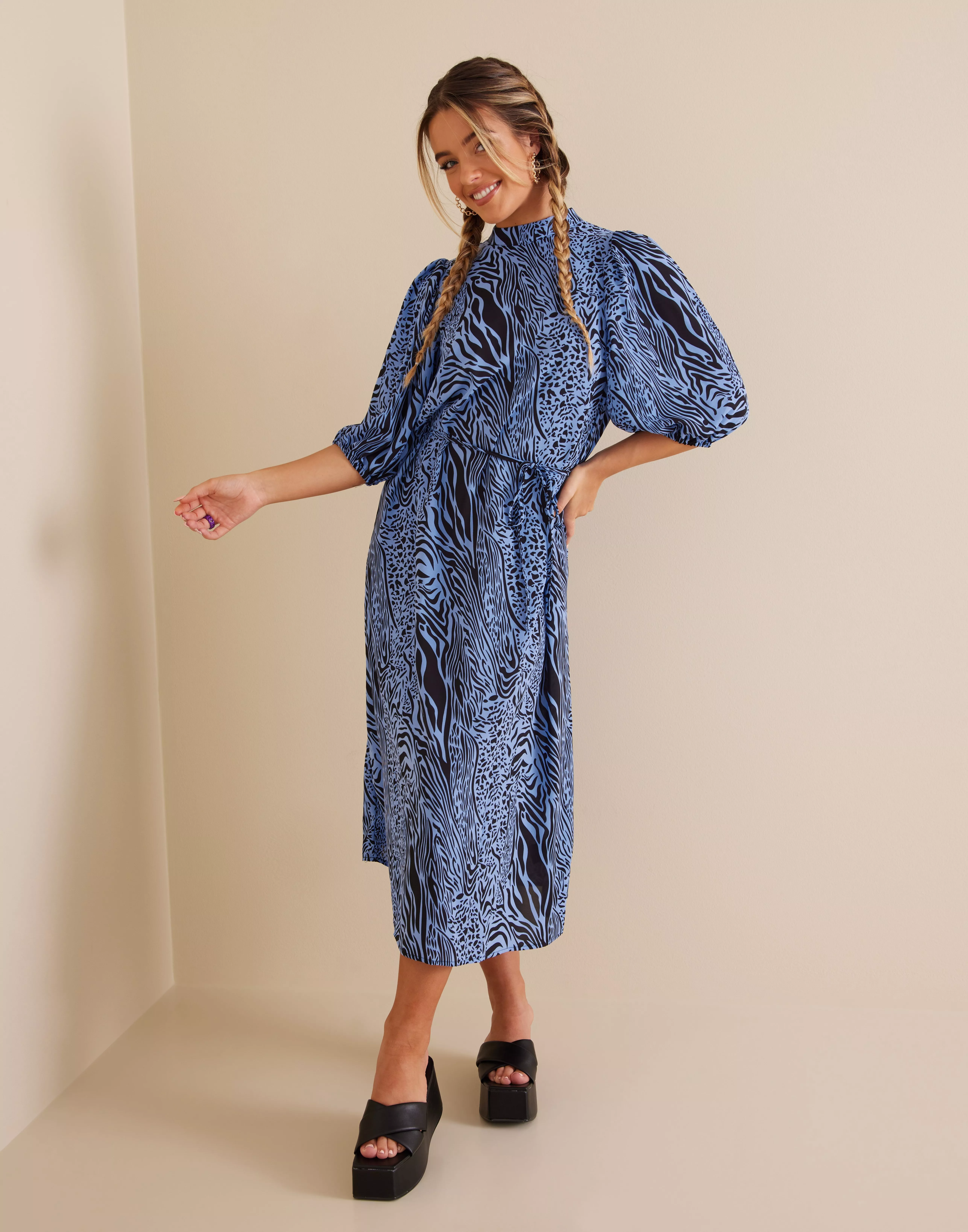 Sisters Point VENTIA-DRESS - Blue | Nelly.com