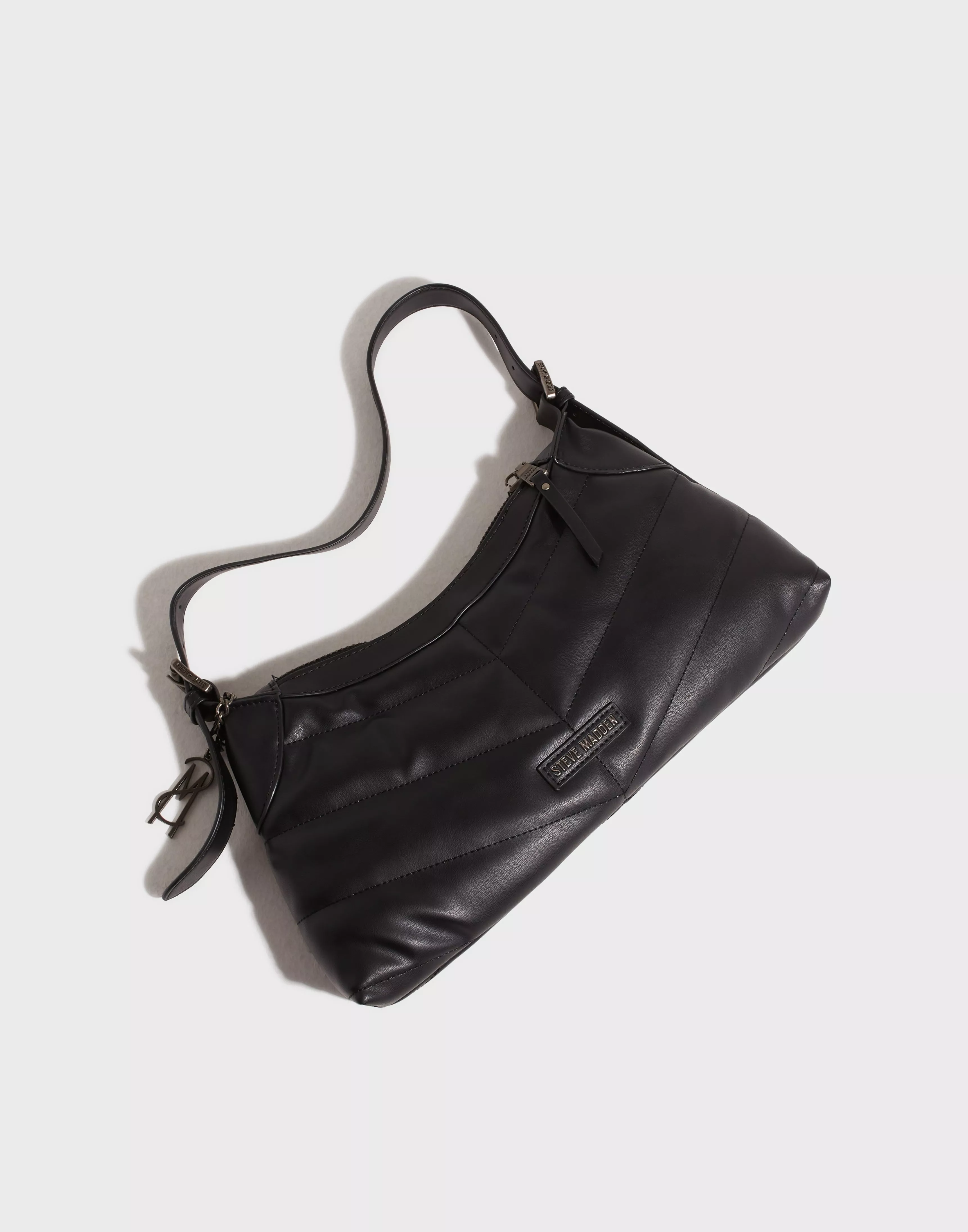 Steve madden black hot sale shoulder bag