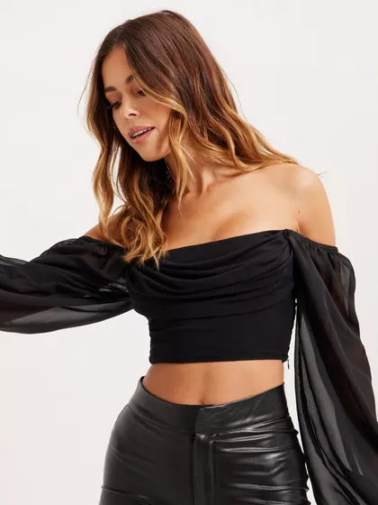 FOREVER L/S COWL DRAPED CROP TOP