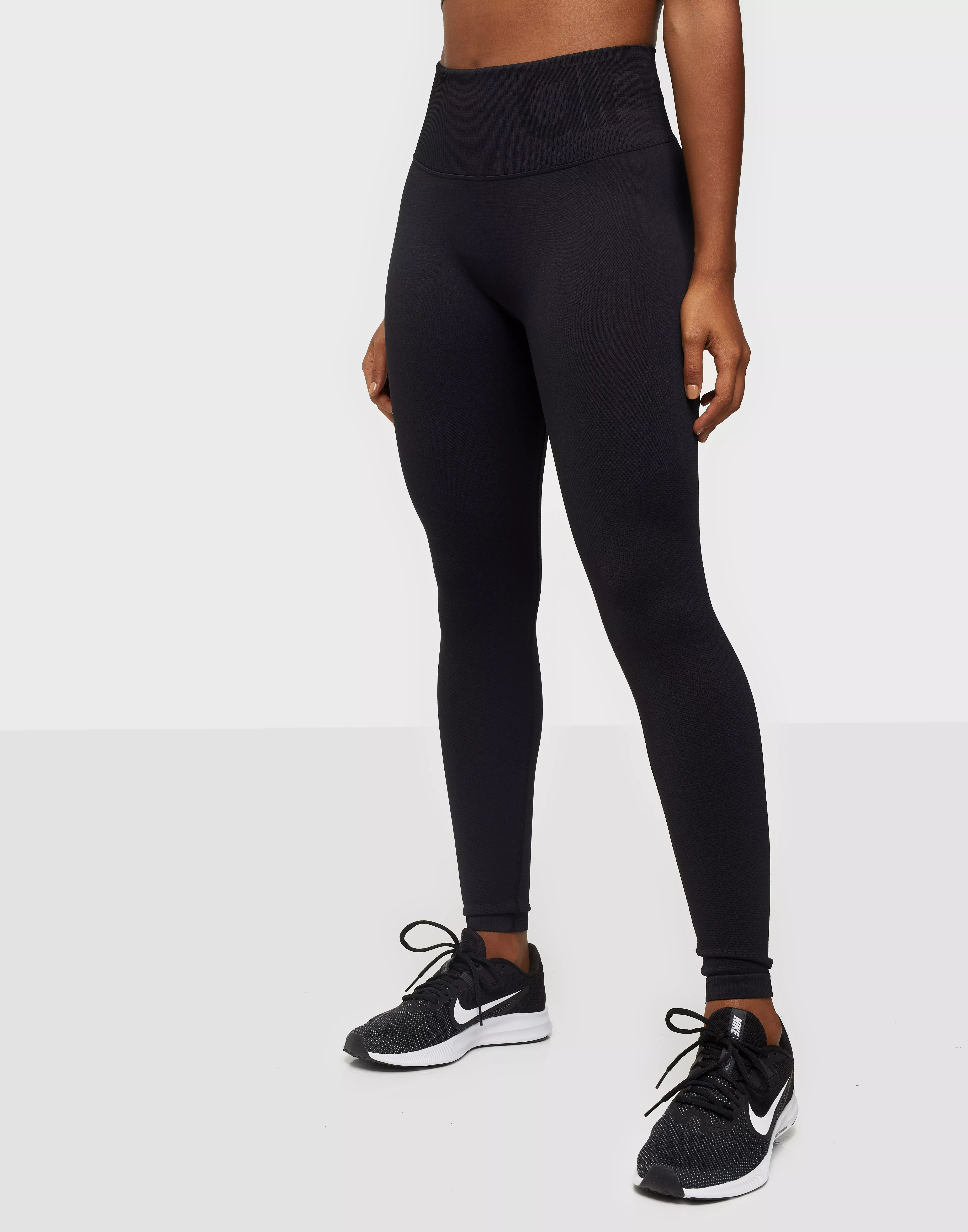 Attention seamless outlet tights