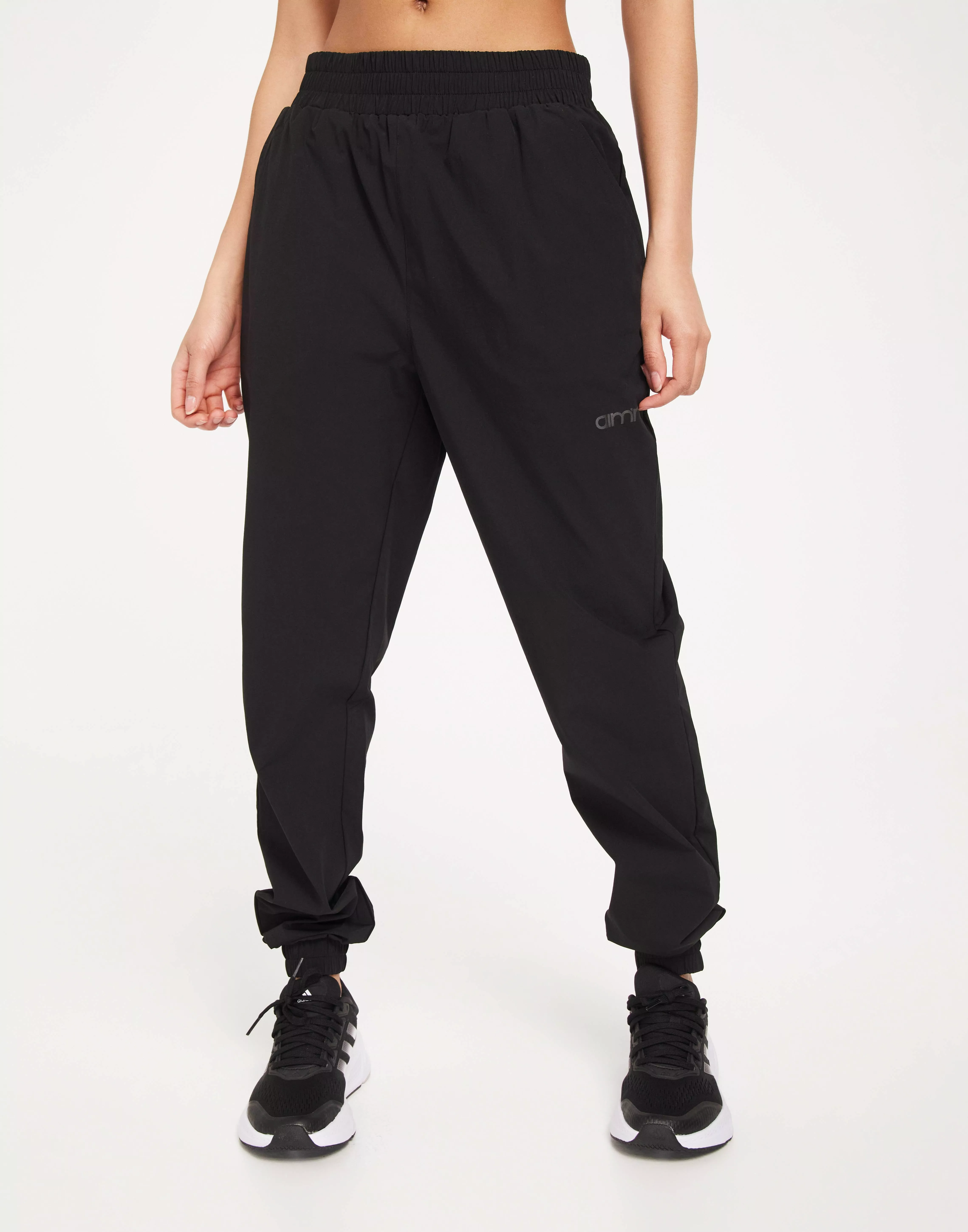 Imen Wind Pants, Black