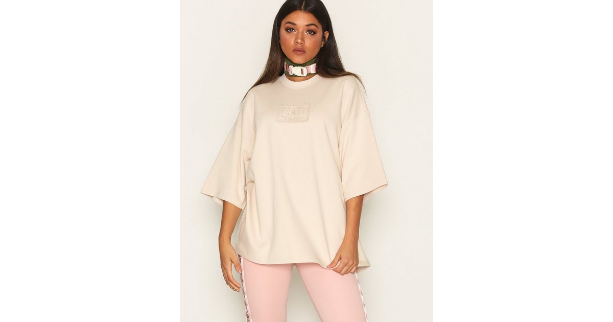 Fenty oversized outlet sweater