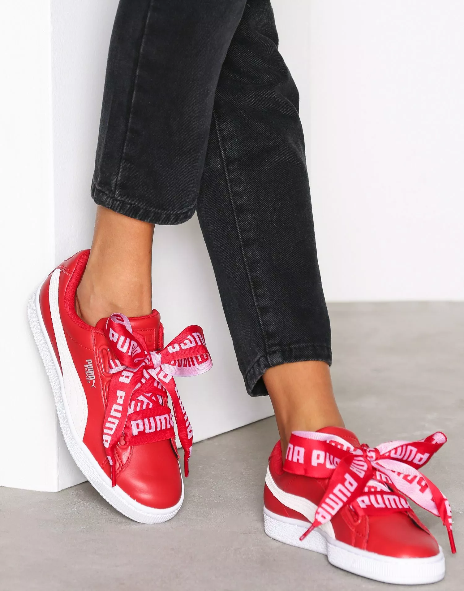 Puma basket heart red and white best sale