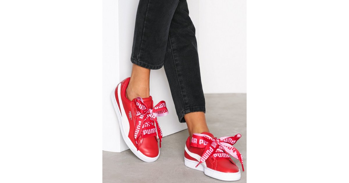 Puma basket on sale heart de sneakers