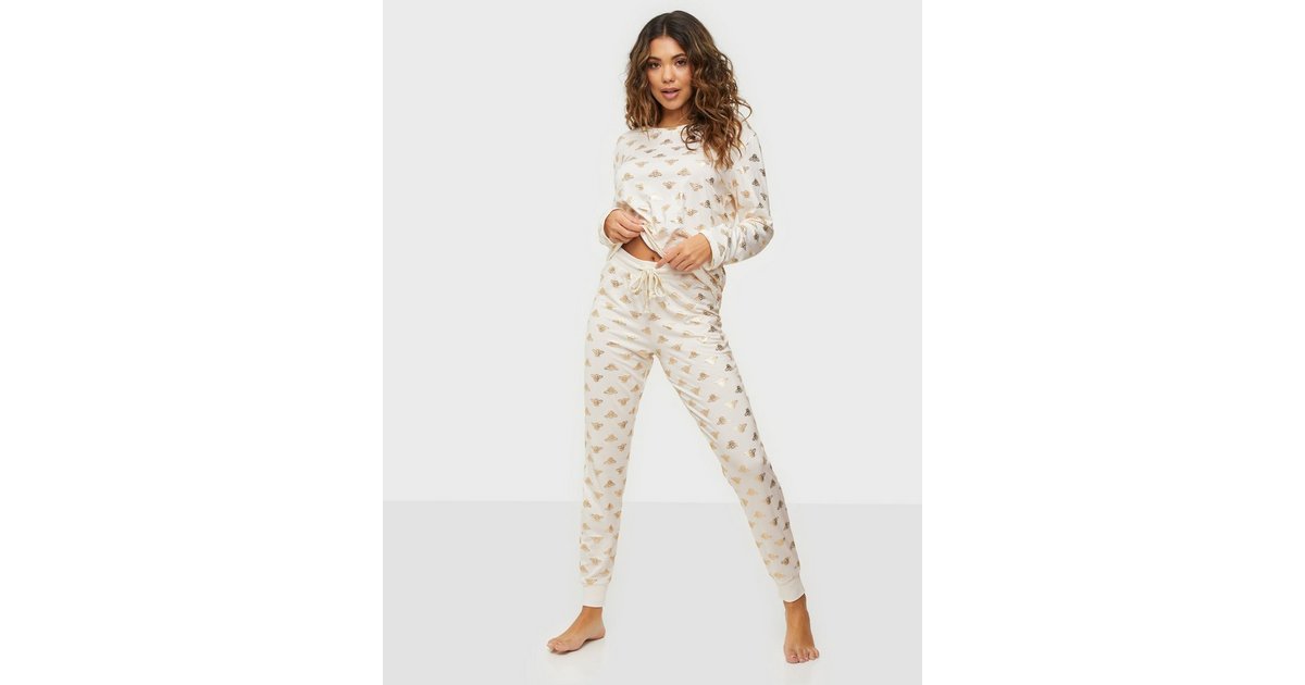 Chelsea peers bumblebee pyjamas hot sale