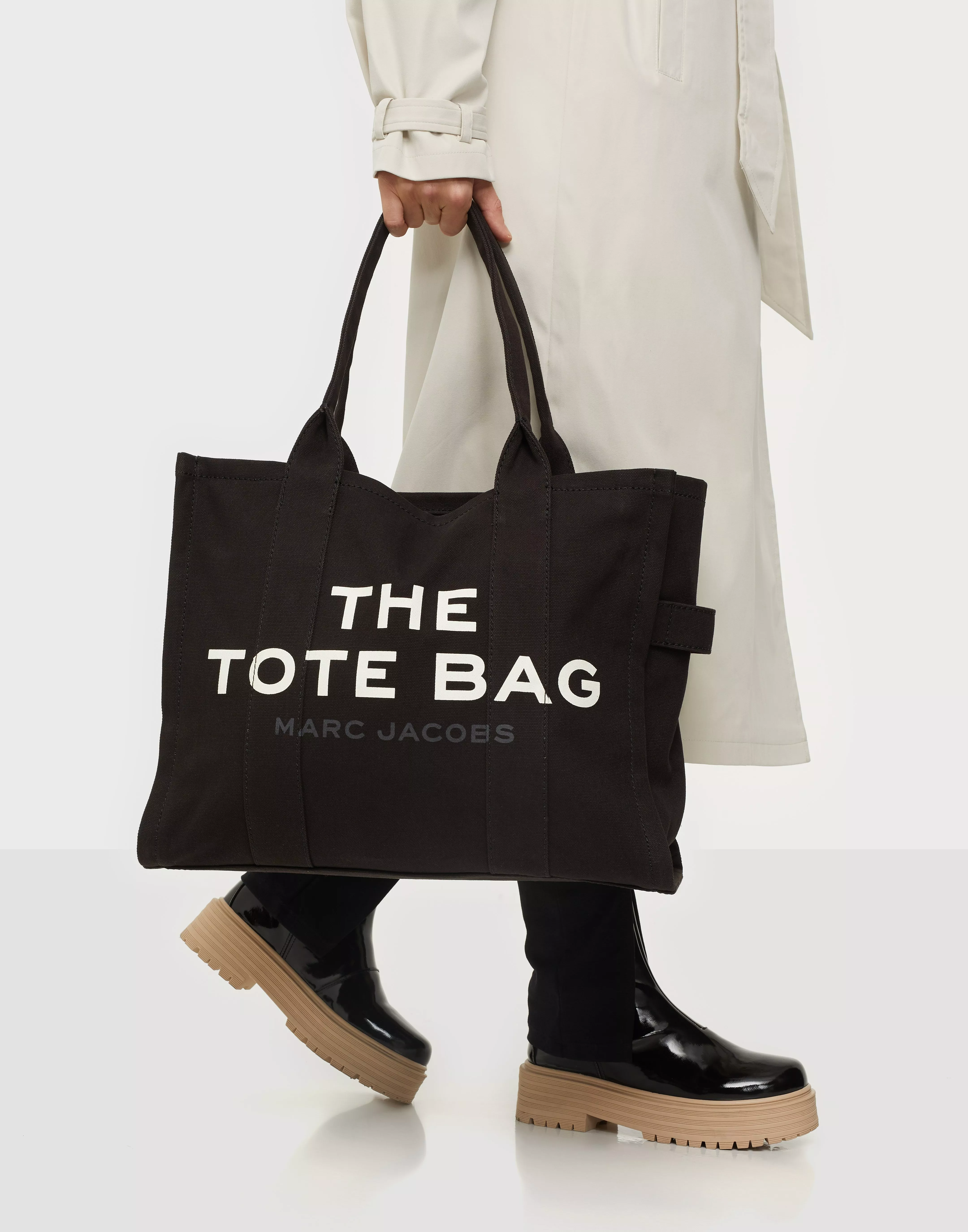 Marc Jacobs tote bags for Women