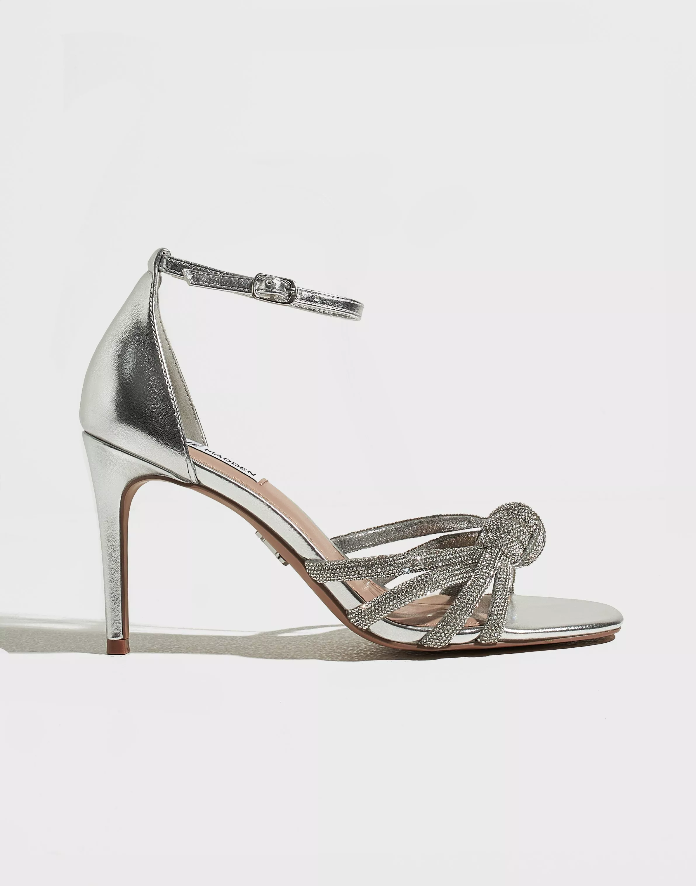 Steve madden fiffi sandal best sale silver