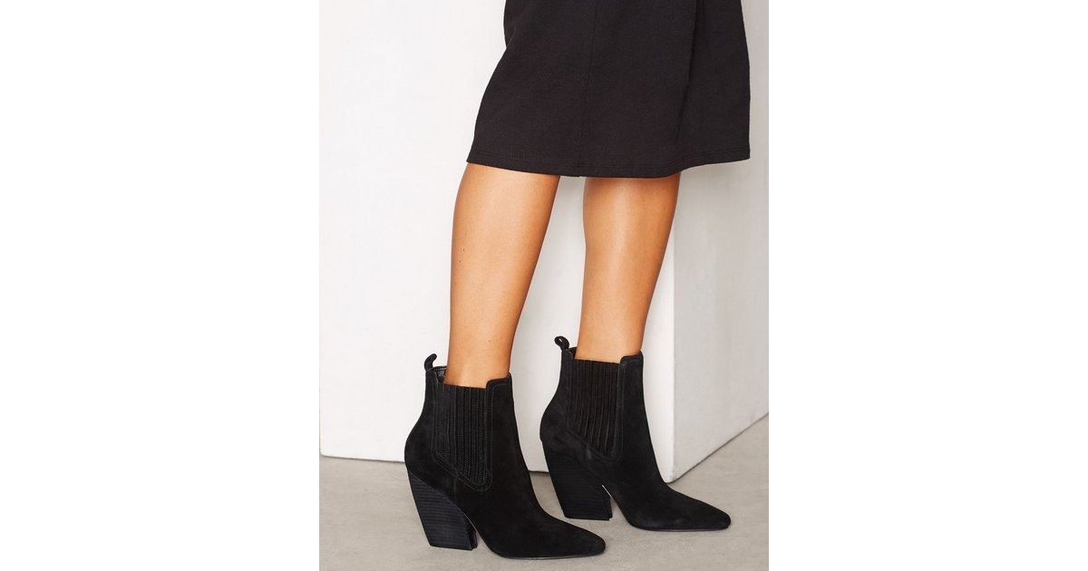 Kendall and kylie shop finch leather ankle boots