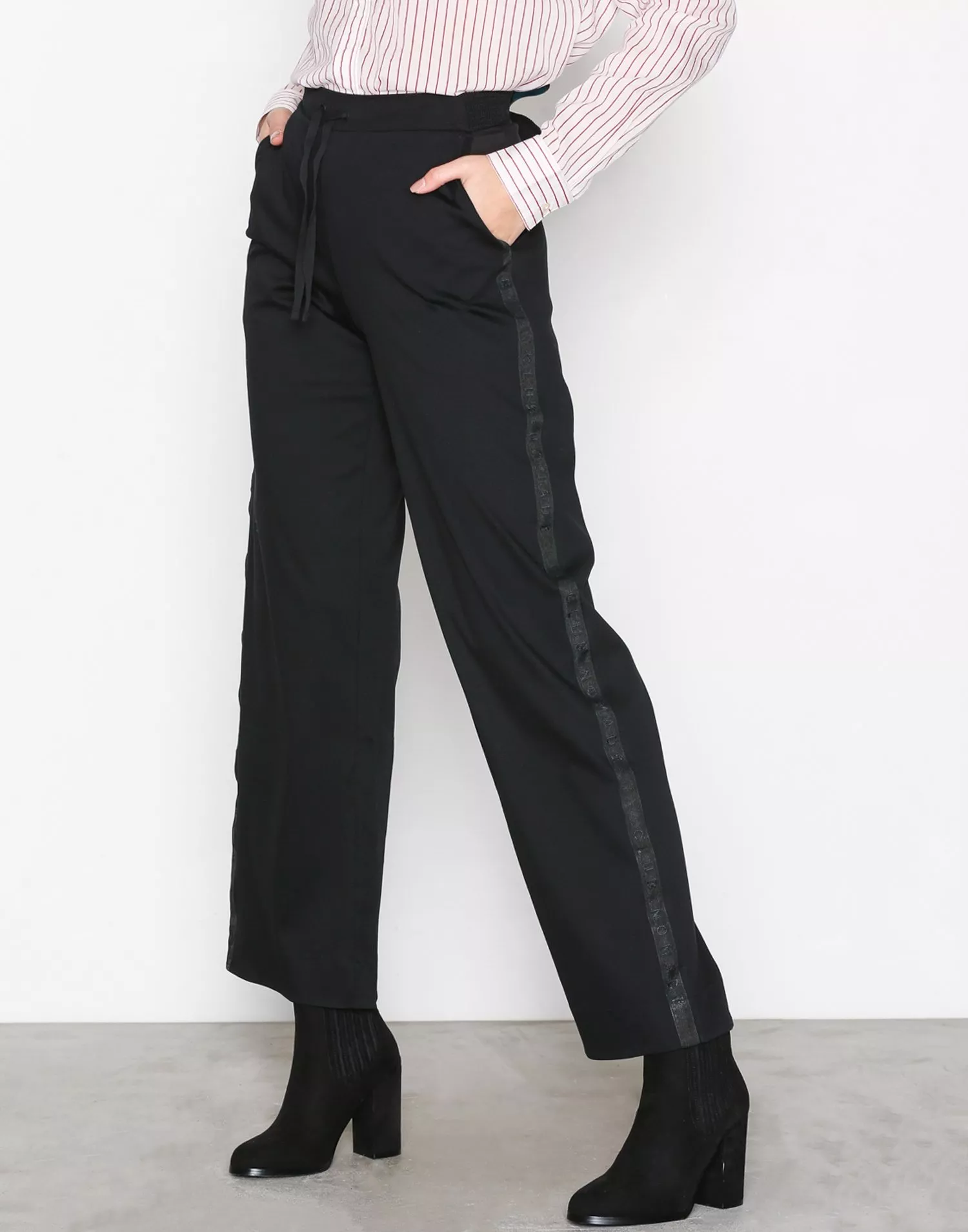 buy-maison-scotch-wide-leg-sweat-pants-club-nomade-black-nelly