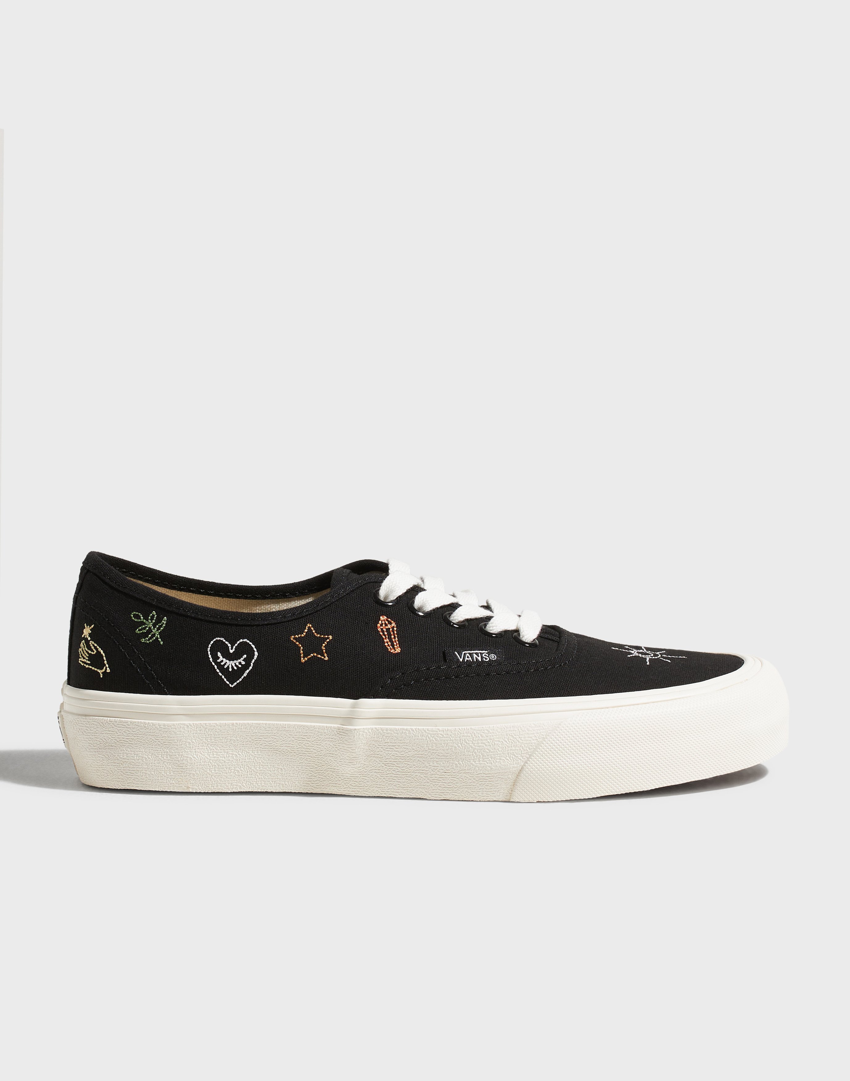 Buy VANS Authentic VR3 - Mystical Embroidery Black | Nelly.com