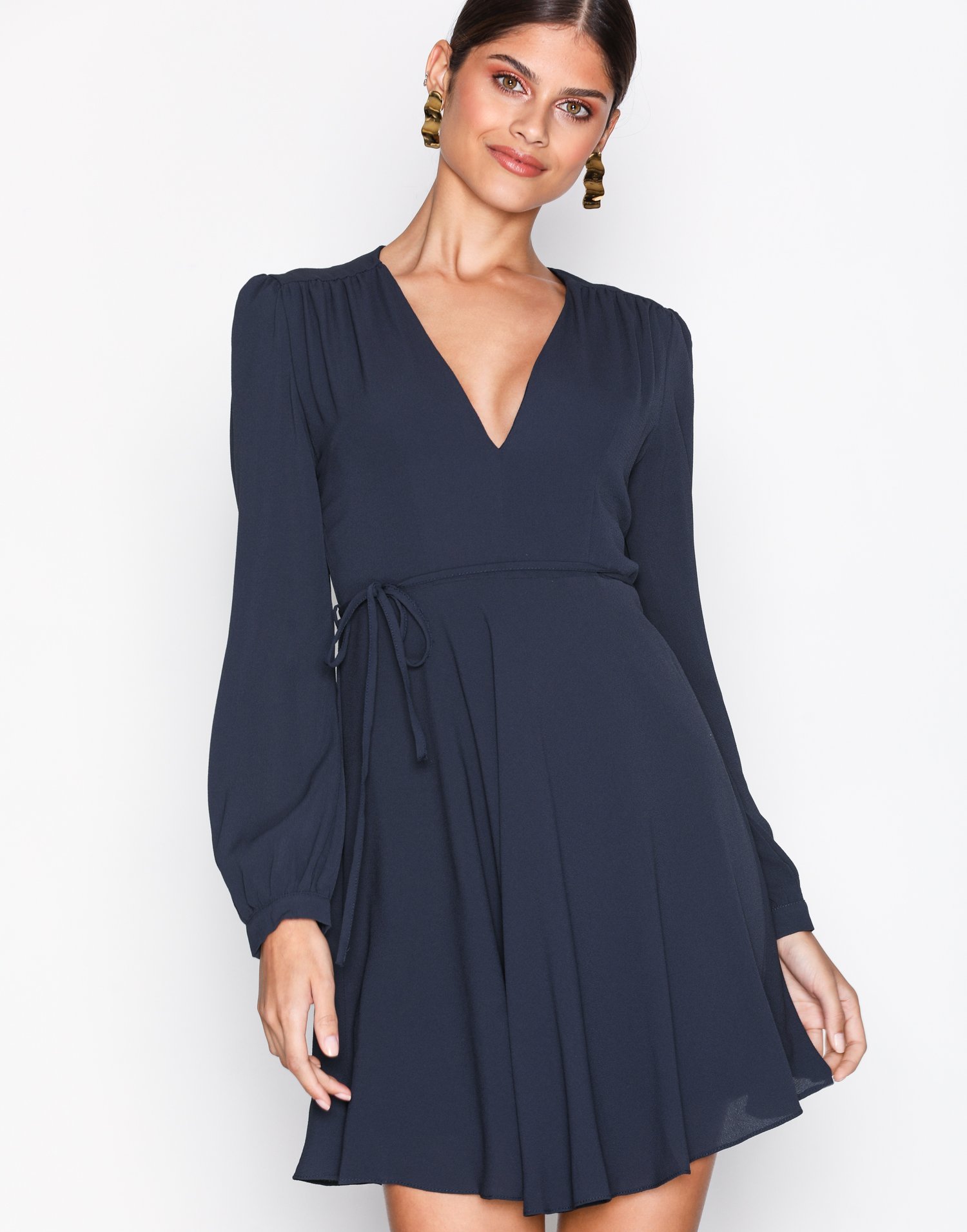Long Sleeve Flounce Dress