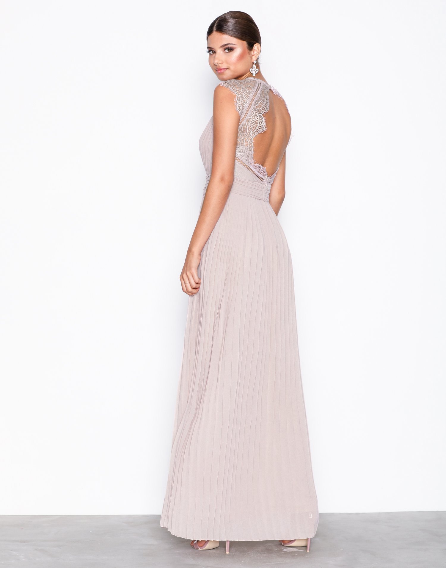 Della Maxi Dress