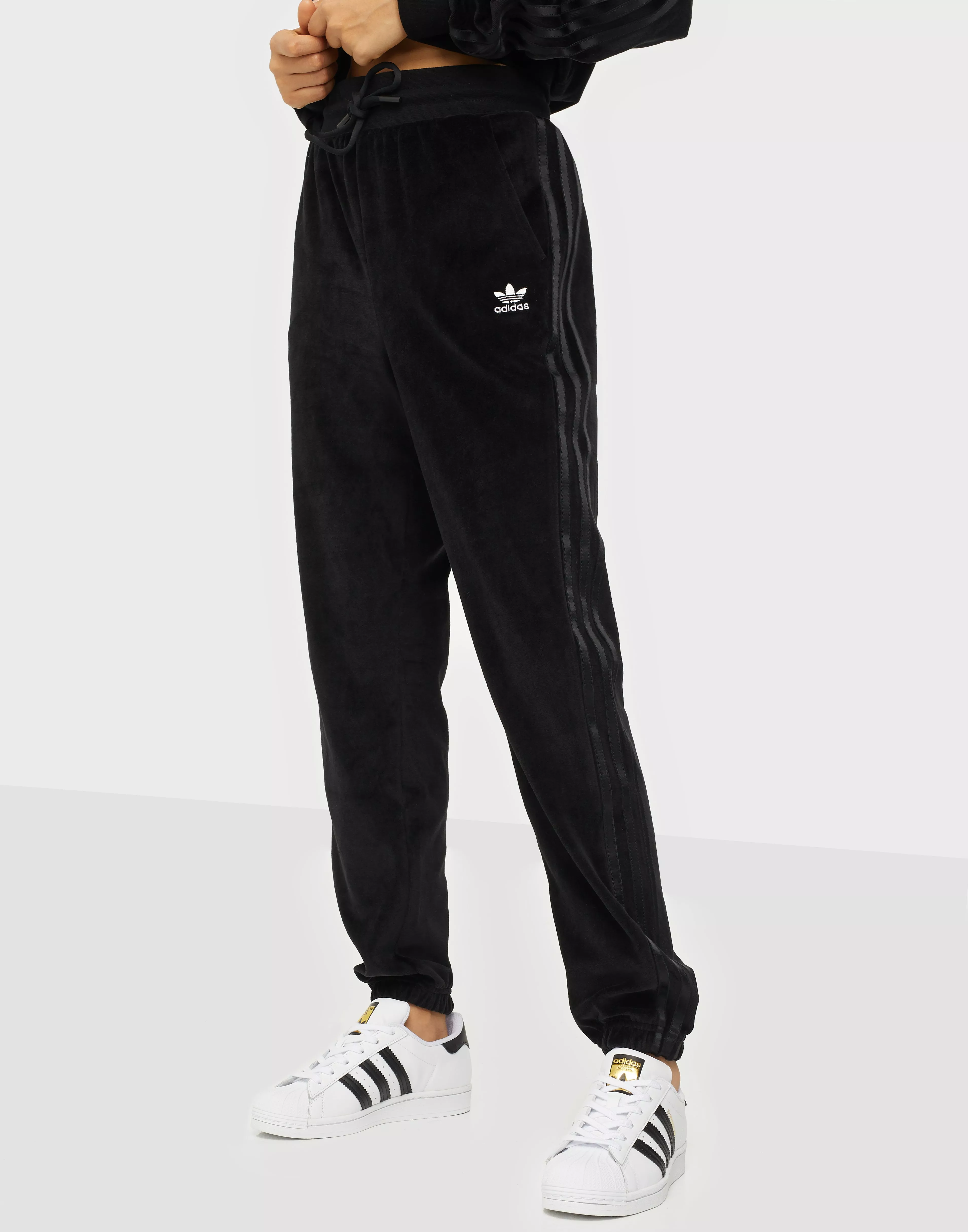 Adidas originals outlet joggers skinny