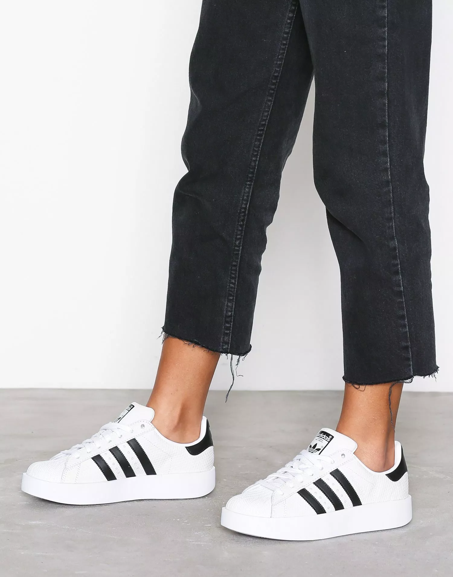 Adidas superstar cheap bold negras