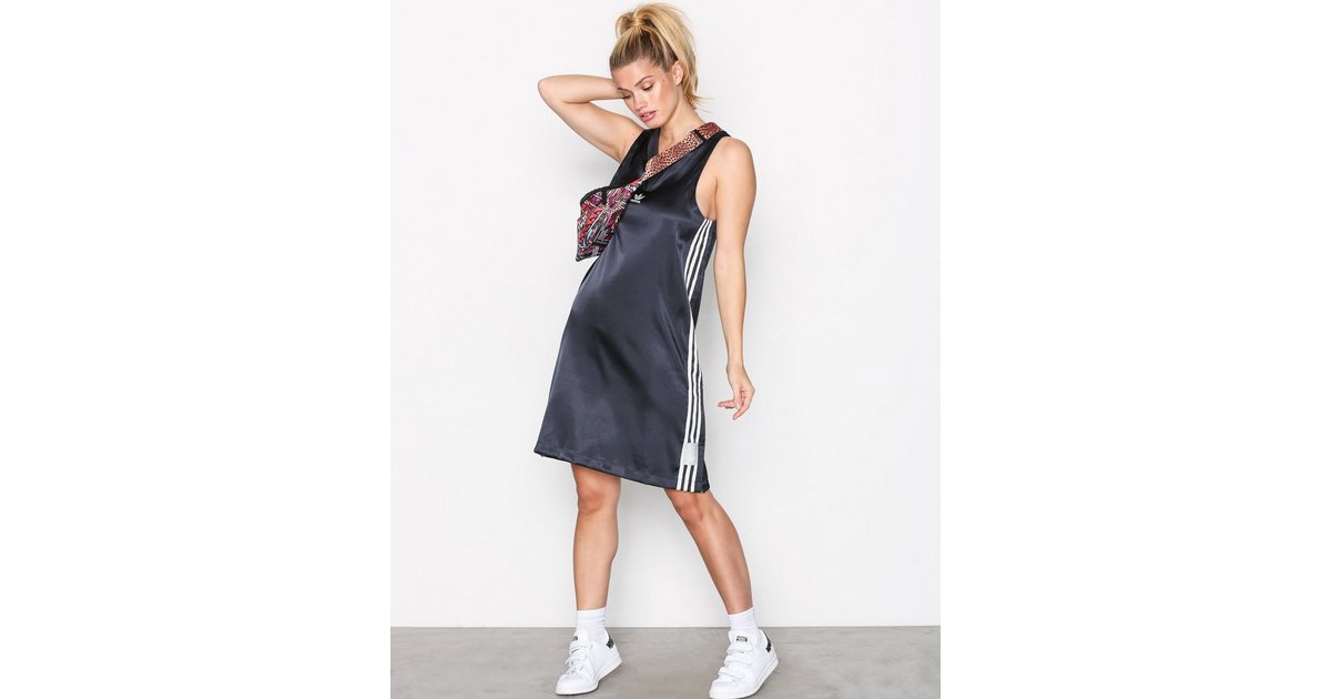 Buy Adidas Originals Adibreak Dress Carbon Nelly