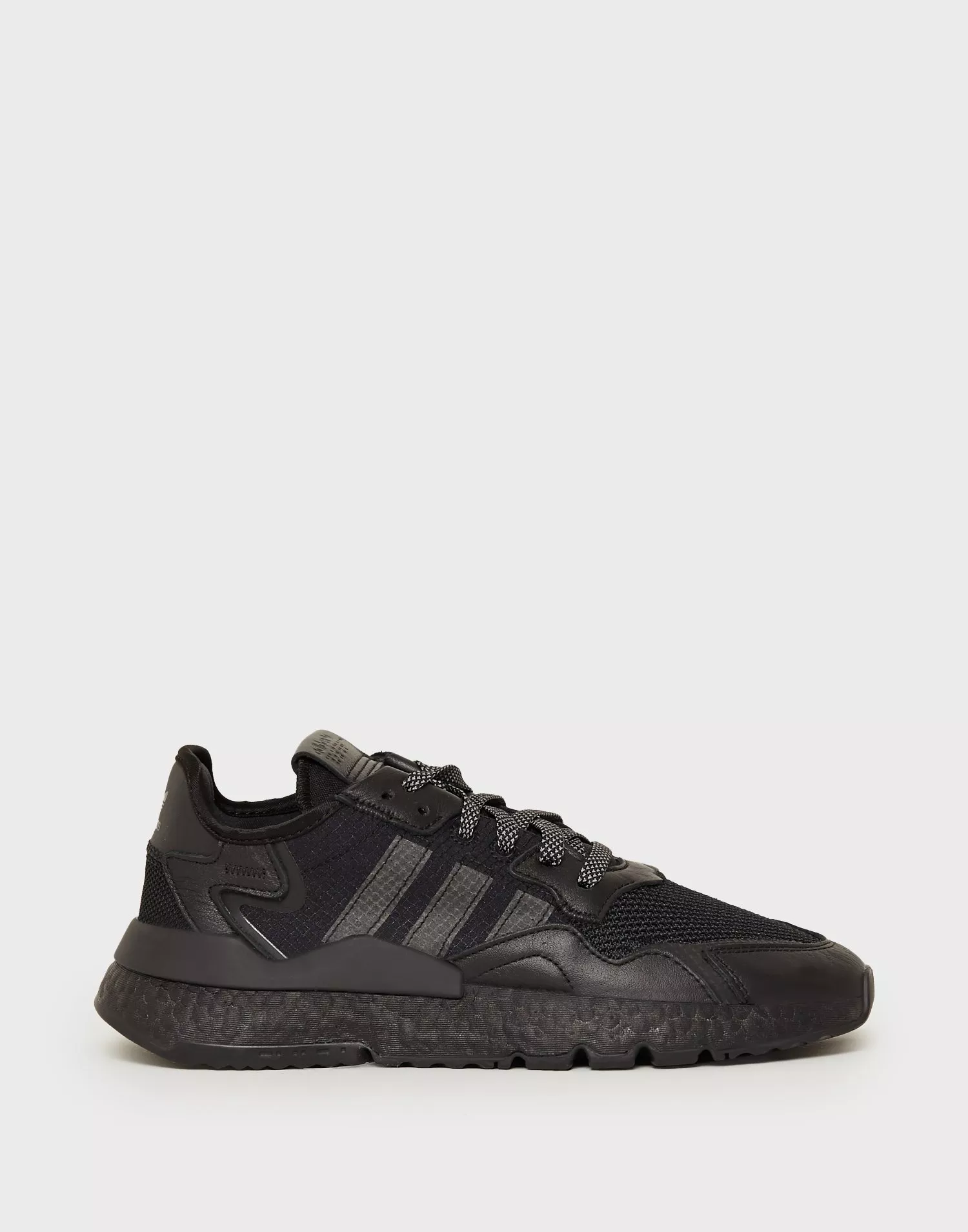 Nite jogger 2024 triple black