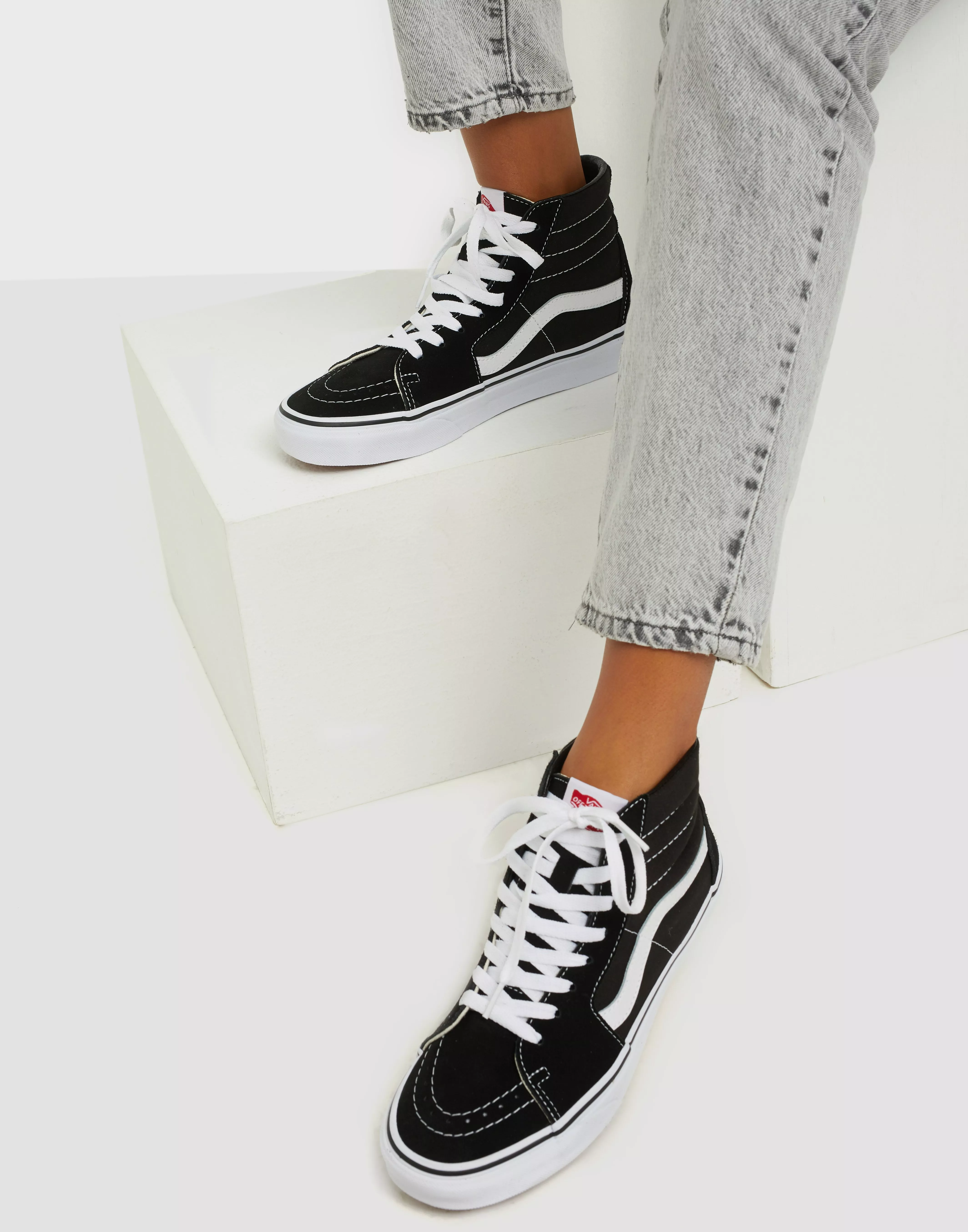 Buy VANS UA SK8-HI - Black/White