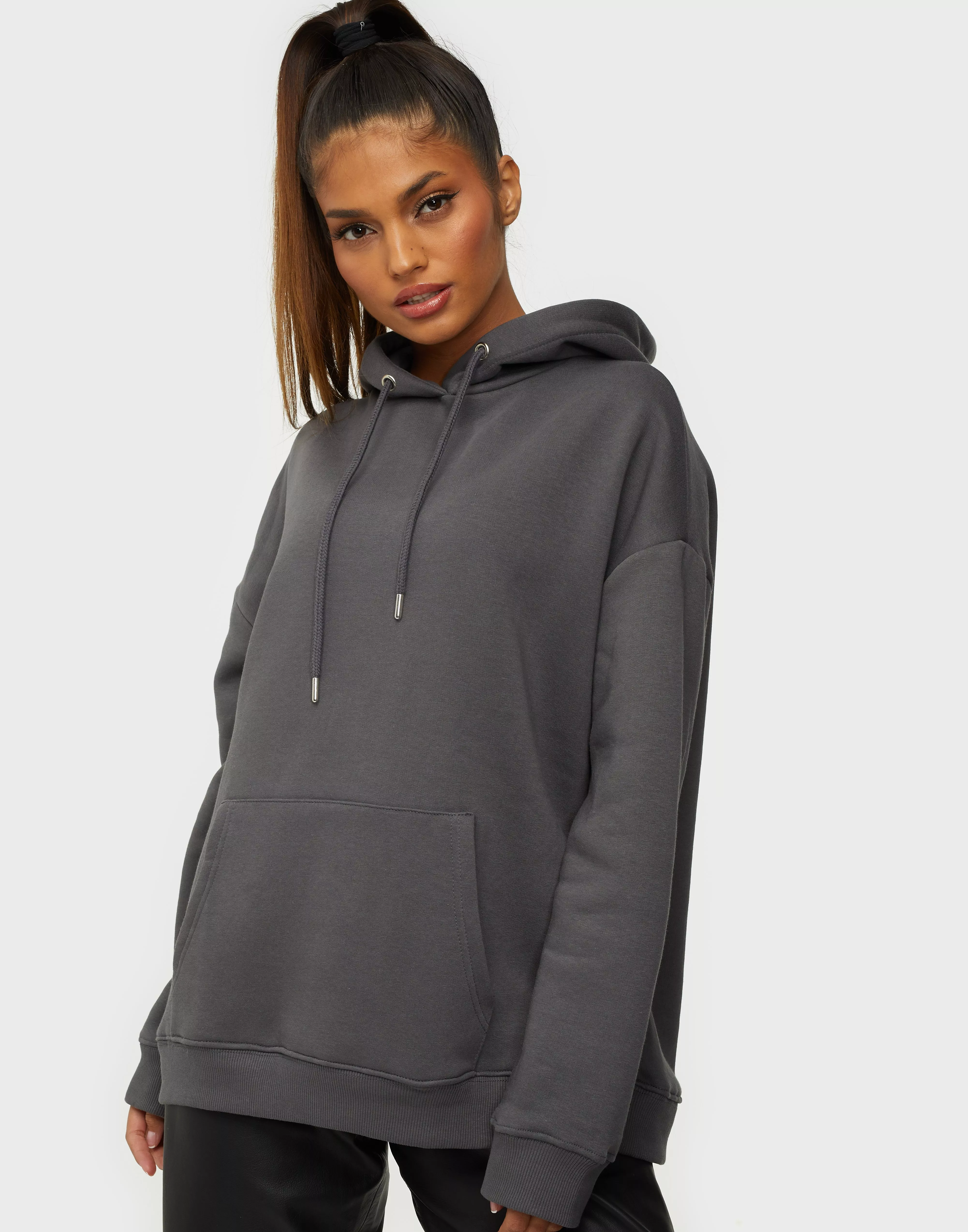 Buy Nelly Oversized hoodie - Offblack | Nelly.com